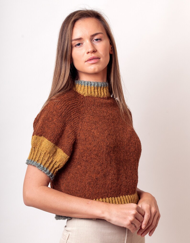 sweater crop top short sleeve