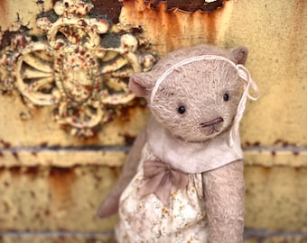 Collectible Teddy Bear Ellison , artist teddy bear, teddy bear, stuffed toy, interior doll