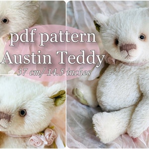 Puede incluir: Un oso de peluche blanco con orejas verdes y una cinta rosa alrededor del cuello. El oso está sentado sobre una superficie con estampado rosa y blanco. El texto "pdf pattern Austin Teddy 37 cm/14.5 inches" está escrito en la imagen.