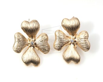 ERG-050-MG / 4Stk.-Zirkonia-Einstellung Vier Blütenblatt-Blumen-Ohrpost / 20mm x 21mm / vergoldet über Messing / 925 Sterlingsilberpfosten