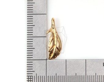 PDT-370-G/5Pcs-Leaf Pendant/ 3mm x 8mm/Gold Plated Over Brass