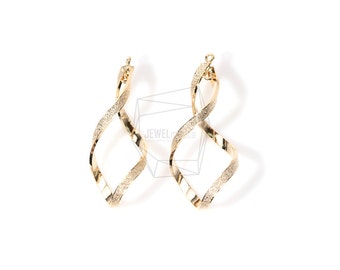 PDT-765-G/4PCS/Swirled Tear Drop Pendant With Bejeweled Exterior/20mm x 50mm/Gold Plated Over Brass/Jewelry Making