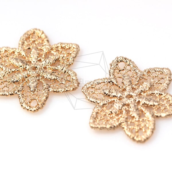 PDT-311-MG/5Pcs-  Star Flower Lace Pendant/ 24mm x 24mm / Matte Gold Plated over Pewter/Jewelry Making