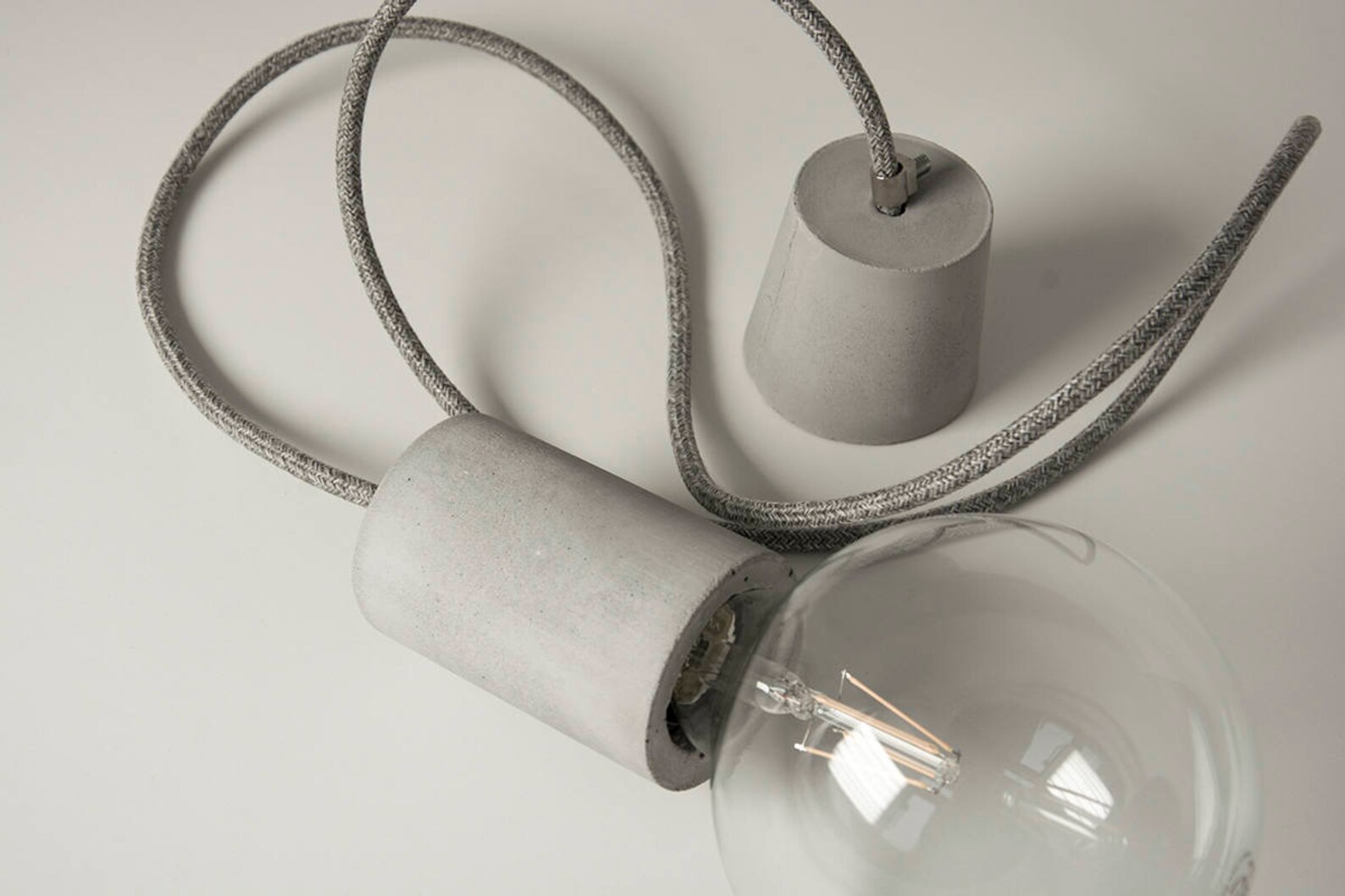 FORLIGHT King Pendelleuchte Aus Beton – LED, Dimmbar, Industriedesign