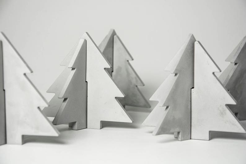 Concrete Christmas Tree image 1