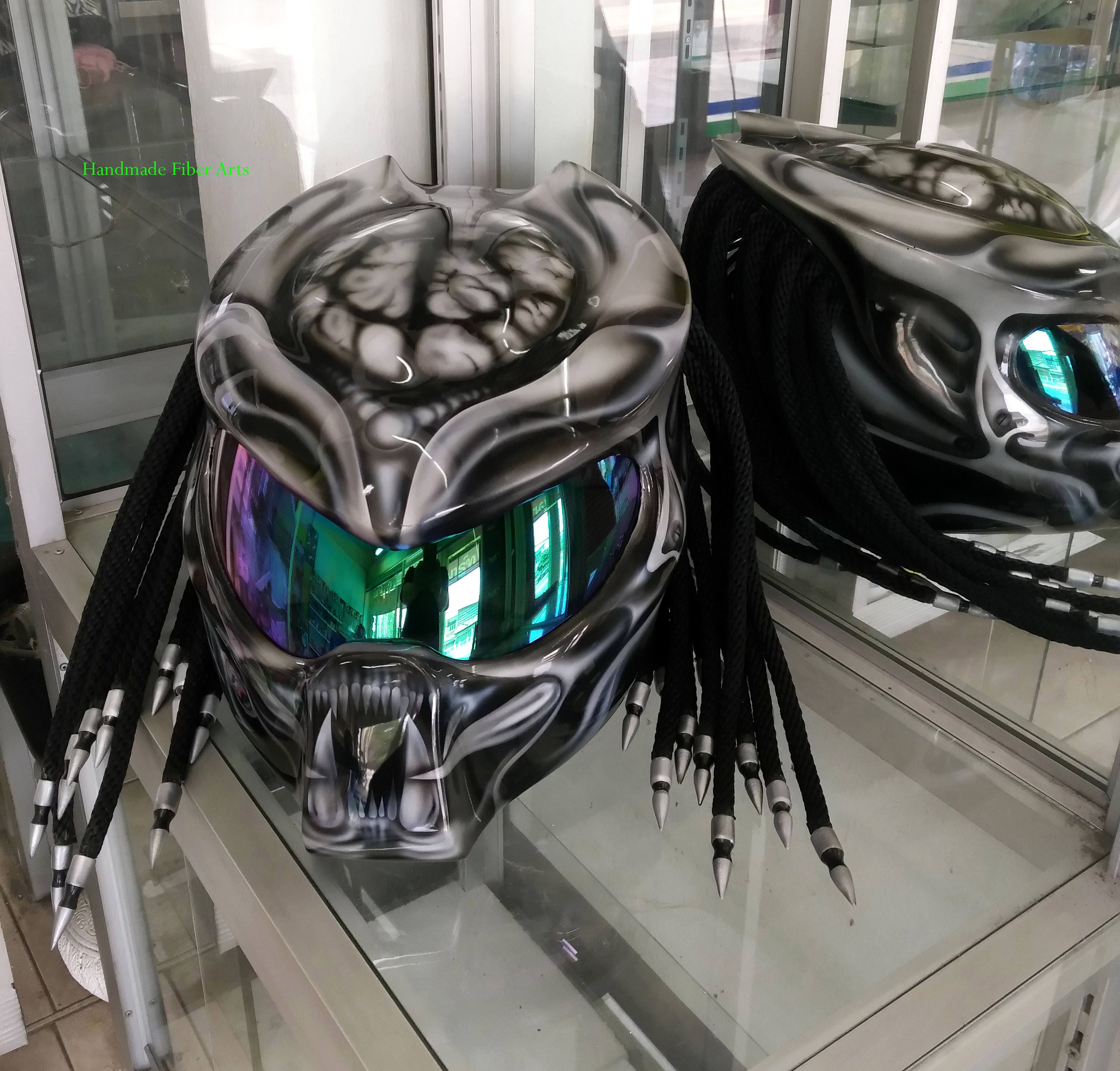 Casque DE MOTO PREDATOR PERSONNALISÉ -  Canada