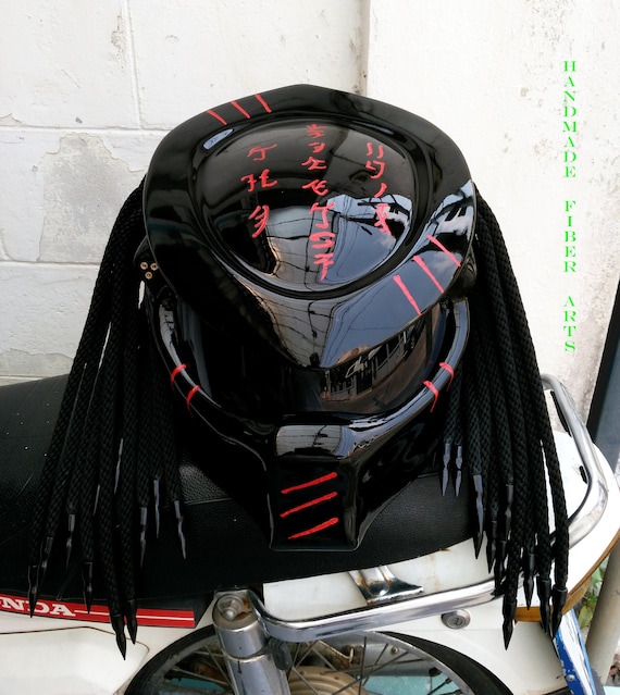 Schwarzer Custom Predator Motorradhelm - Etsy.de