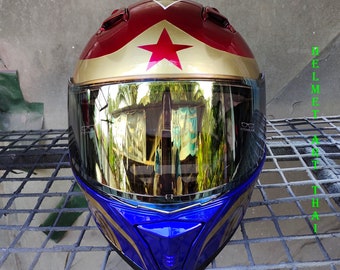 WONDER WOMAN Custom Motorcycle Helmet