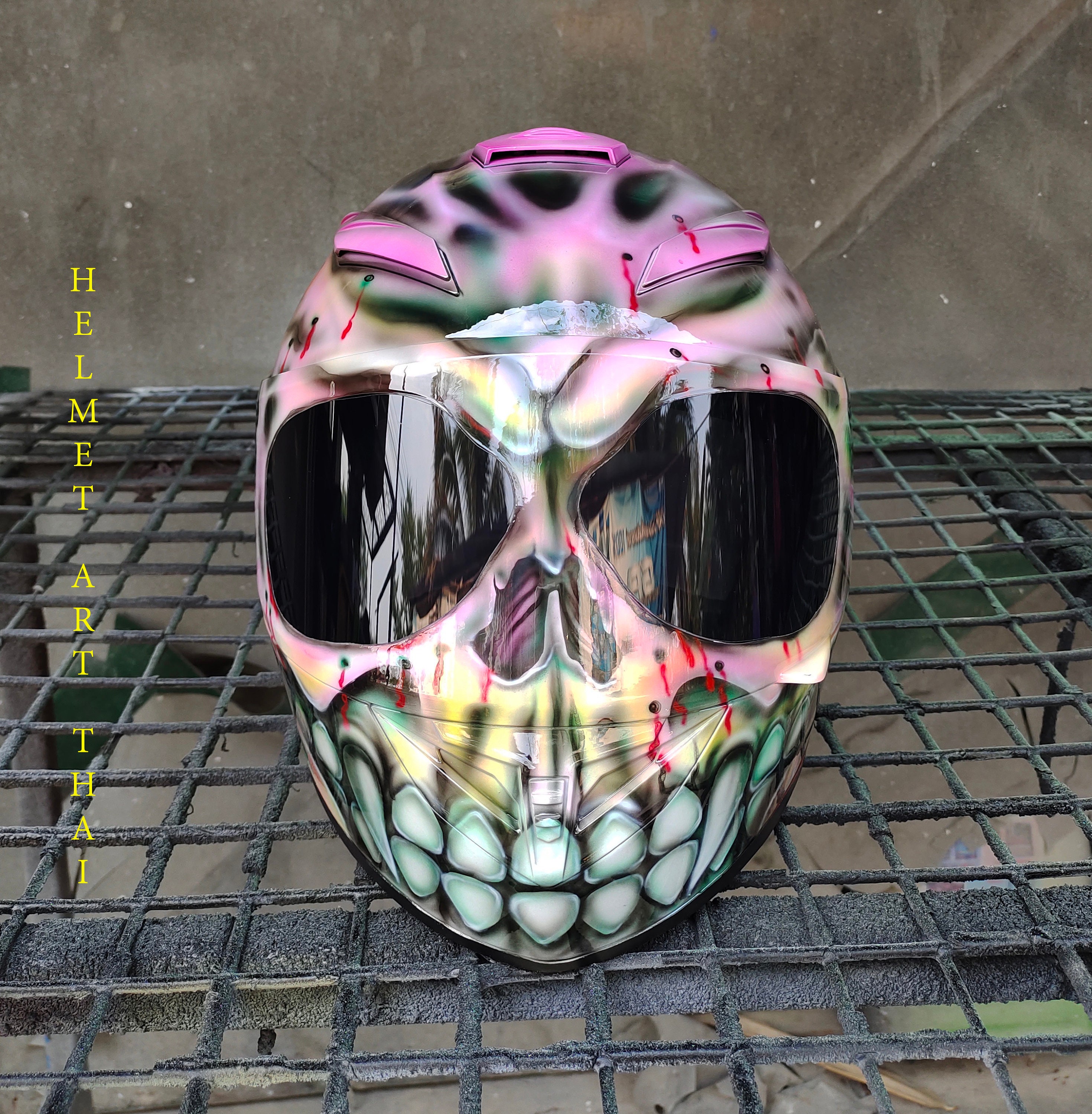 Full Face Custom Motorcycle Helmet DOT Racing Riding Ride Rider pink Smiley  CH01