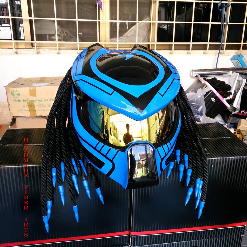 Casque de moto personnalisé Predator
