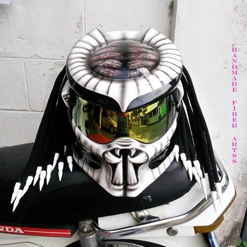 Custom Predator Motorcycle Helmet 
