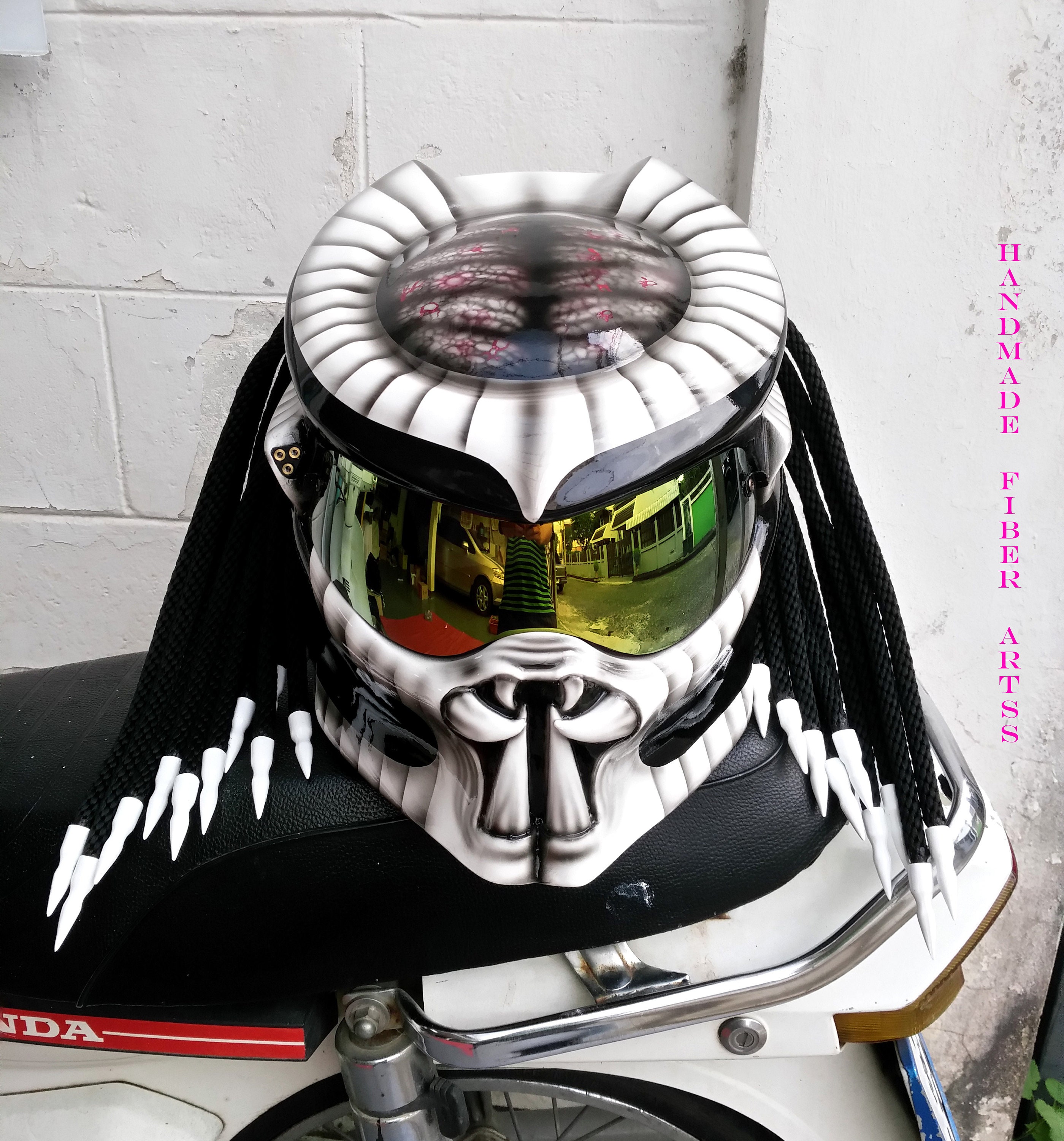 Custom Predator Motorcycle Helmet 