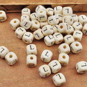 100 Uds./200 Uds. Cuentas de madera con letras L, cuentas de madera, cuentas de madera con forma de cubo de letras/alfabeto natural, cuentas de palabras de 10x10mm(3/8"x3/8")