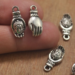 20pcs Antique Silver Buddha Head In Hand Charms Pendants--18x9mm.