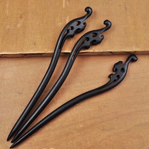 1-10 High Quality Ebony Wood hair stick,Hand wood carved hair stick carved shawl pin， Smooth Black Heart Wooden hair stick,Wood Hairpin