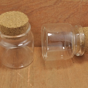 Big Glass Bottles 2pcs clear glass bottles with corks,Glass Jar Vial Charm Pendants,Empty Glass Vials,Big Glass Jar--50x46mm.