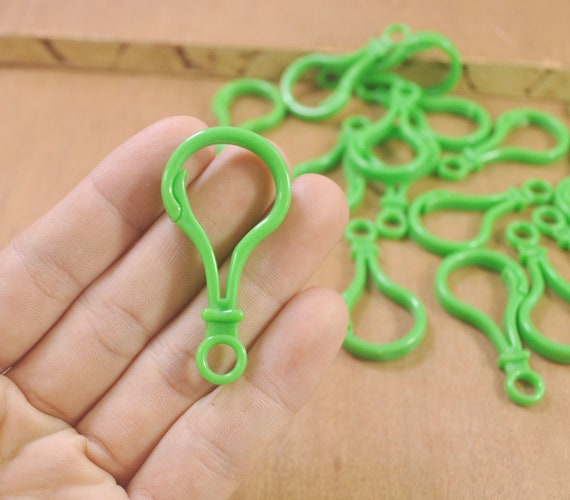 30Pcs Green Plastic Lobster Clasps/Glasses Chain Clasp/Plastic Keychain/Key  Ring Holders Clips/Toy Hanger Hook Backpack DIY Sewing Craft