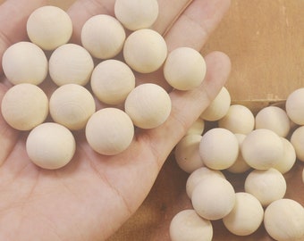 100 Pieces 18mm Natural Wooden Balls, Large Wooden Balls, Unfinished Solid Round Wood Ball Beads NO HOLE Findings