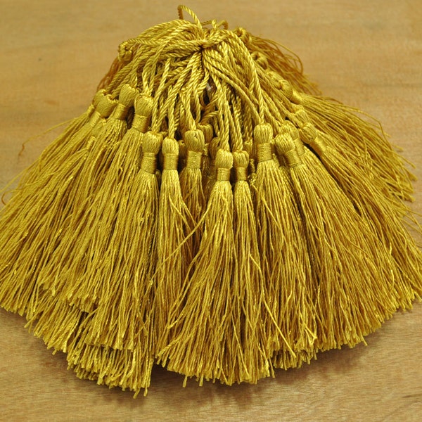 Vente en gros 100 pièces de pompons en or vieilli, mini pompons soyeux, pompons en soie, pompons en satin, breloques pompons, fournitures de pompons (environ 3,0 pouces plus cordon de 2 pouces)