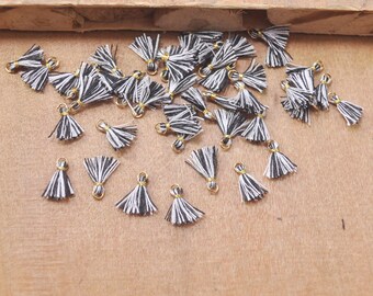 Mixed Color,20Pcs 10mm Mini Cotton Tassel,Teeny Tiny Tassel with gold jumpring,Handmade Earring Tassels,Short Tassels,thread tassel,FF76#