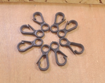 50 pezzi - Fibbie con ganci per guanti in plastica nera, fermagli in plastica, moschettone di sicurezza utilizzato per collane con mascherina - 33 mm x 14 mm