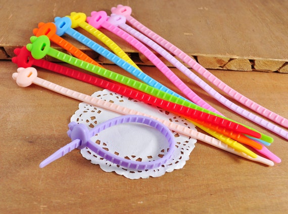 30pcs Colorful All-Purpose Silicone Ties, Cable Straps, Bread Tie, Household Snake Ties, Twist Ties, Reusable Rubber Straps Holder, For Cord...