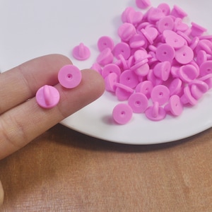 Rubberback, 20pcs roze rubber koppelingen backings backs sluiting voor emaille revers pin, pin lock, pin terug, pin upgrade