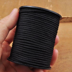 30/50/100 Yards, 2mm schwarze Nylon Schnüre/Seile/Schnüre, geflochtene Nylonschnur für Schmuck Handwerk/HomeDecor/Geschenke Verpackung etc