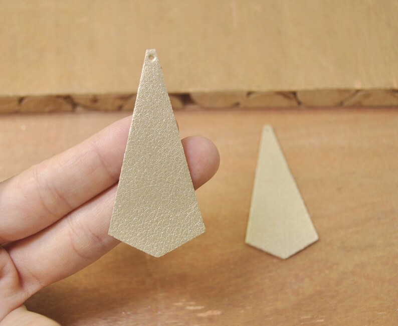 10pc Faux Leather Drop Shape For Earring making,Gold Metallic Leather earring shapes with holes,Vegan leather Gold Tear Drop Die Cuts--4484#
