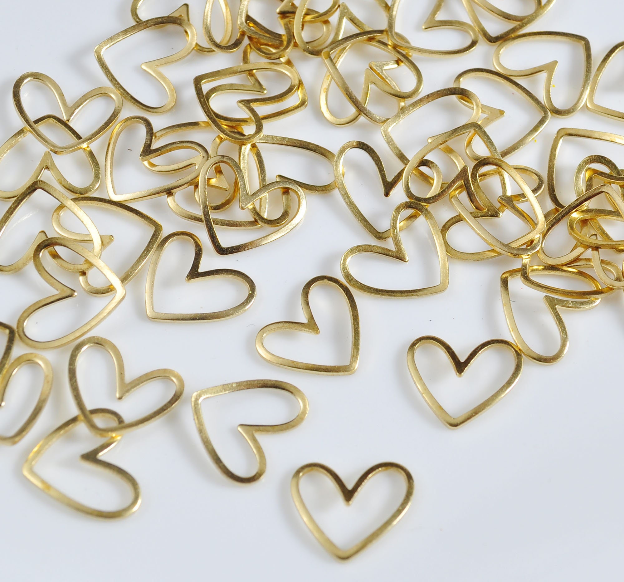 50Pcs Raw Brass Heart Pendant Charms, Heart Link Connector, Brass Earring Findings, Brass Earring Components, Jewelry Supplies,13x11mm