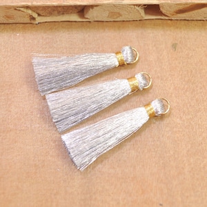 10/20/50Pcs 40mm Silver silk Tassel with Gold Jump Rings, Silk Tassel,Tassel, Tassel for Jewelry,Silky Tassel,Tassel Necklace,Tassel Earring