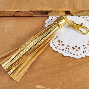 5.9" Large Tassel KeyChain,Gold PU Leather Tassels keychain,Tassel Pendants,Gold Cap Handmade Leather Thread Tassel,Keychain tassel