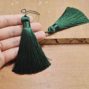 2pcs Dark Green silk tassel,82mm large tassels,hand made silk tassel,Necklace Tassel,thread tassel, Boho Tassels,Pillow Tassels