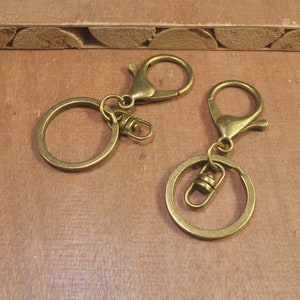 10 pcs Antique Bronze Lobster Clasps on Key Ring,Large Keychain Key Ring With Lobster Swivel Clasps for Adding Lanyards Charms