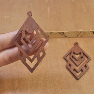 20 Diamond wood pendants,Coffee Wooden Filigree Laser Cut Flower Pattern Wood Dangle,Wood Charm,Pendants,Wood Earrings 46x79mm