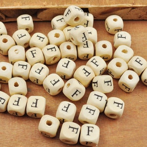 100 Uds./200 Uds. Cuentas de madera con letras F, cuentas de madera, cuentas de madera con forma de cubo de letras/alfabeto natural, cuentas de palabras de 10x10mm(3/8"x3/8")