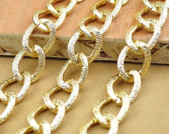 Chain,Gold aluminium chain,1 meter-3.3 feet, twist Cable Link chain,Aluminium Open LInks Chain,Chunky Curb Chain--15x20mm.