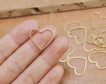 50Pcs Raw Brass Heart Shape Wire Charms，Heart Ring Connector,Flat Heart Charm Pendant 21x19mm (D52119)