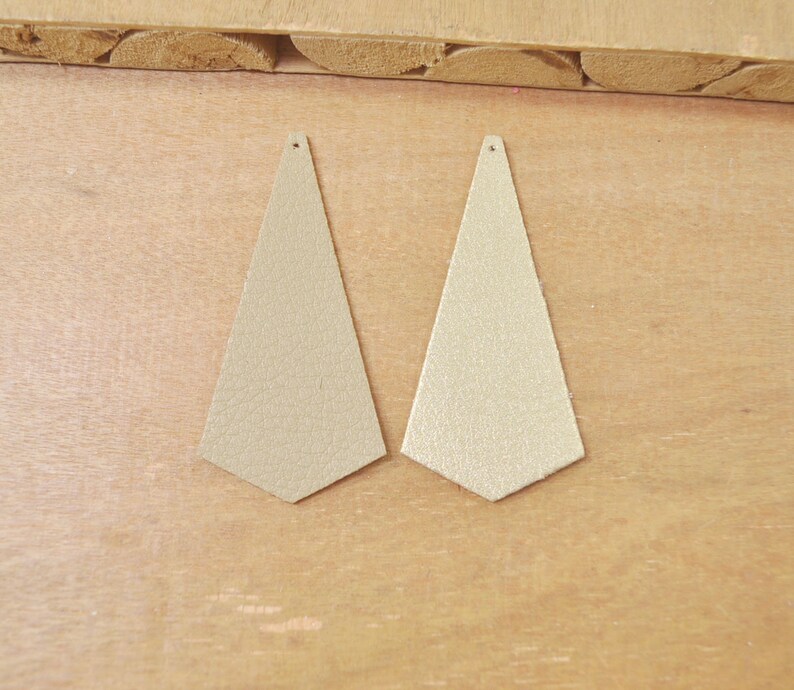 10pc Faux Leather Drop Shape For Earring making,Gold Metallic Leather earring shapes with holes,Vegan leather Gold Tear Drop Die Cuts--4484#