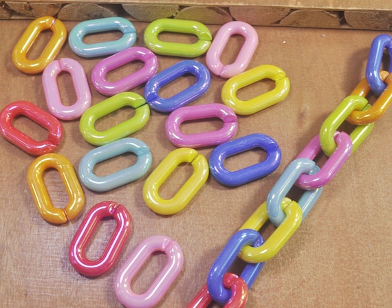 Plastic Chains & Plastic Chain Links for Sale in all Sizes and Colors