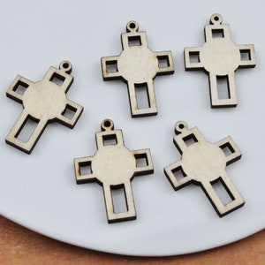 50Pcs/pack Wood Cross Pendant,Unfinished Wood Cross,Easter Crafts,Wooden Cross Charm,Cross Beads for Jewelry Making Beading Supplies，34x24mm