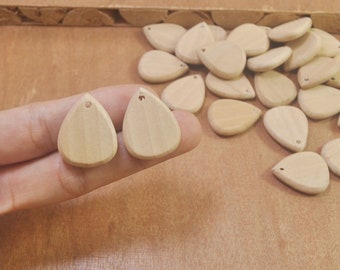 Small Wood teardrop earrings,20Pcs Unfinished Wooden Beads Pendants,Teardrop ,Natural Wood,DIY painted earrings, Craft Blanks--25X20mm