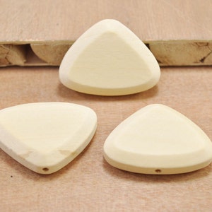 Cuentas de madera natural, cuentas triangulares de madera, 10 cuentas planas triangulares de madera sin acabado, cuentas para collares de madera, para la fabricación de joyas, 40 x 30 mm