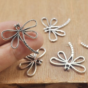 20pcs antique silver metal dragonfly charms,Dragonfly Pendant for DIY Jewelry Accessories Bracelet Necklace Metal Beads 28 x 30mm.