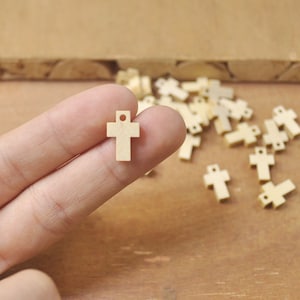 50pcs Small Wood Cross Charms,Unfinished Natural Wooden Cross pendant,wood cross beads - 15x9mm