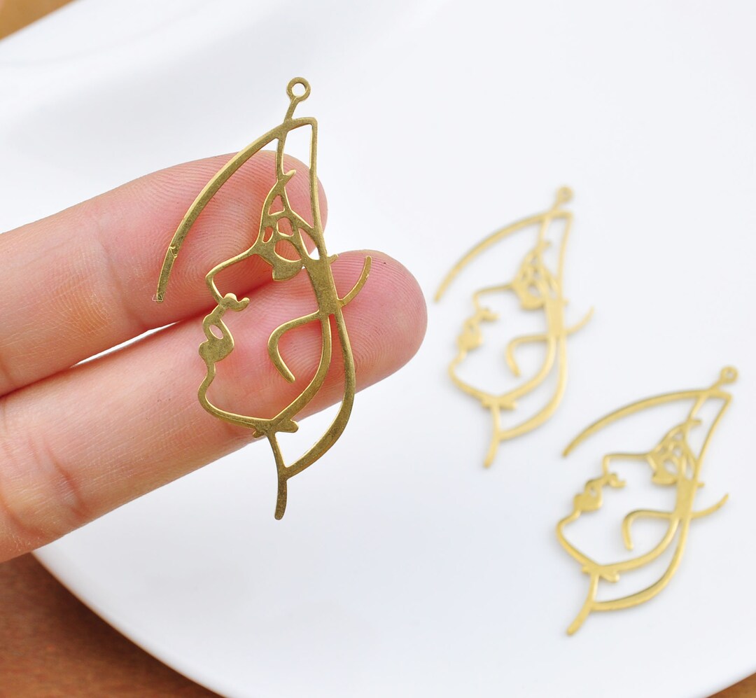 10100pcs Vintage Styled Face Charms,face Shaped Raw Brass Pendant