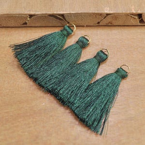 20Pcs 40mm Humter Green Tassel with Gold Jump Rings, Silk Tassel,Tassel,Tassel for Jewelry,Silky Tassel,Tassel Necklace, Tassel Earring 1#