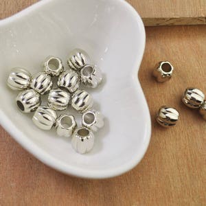 Wholesale 100pcs 11.5mm White K Round CCB Plastic Spacer Bead With 5.5mm hole,Loose Beads,Tiny Beads,For Braelet/Necklace Wedding Jewelry.