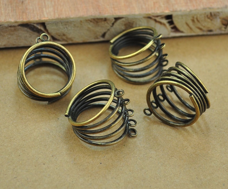 jewelry ring blanks ring blanks,10 Wholesale Antique Bronze Rings,1 inch diameter Rings 5 Holed 5 wires Settings