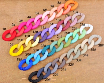 36 couleurs, 50 pièces (27,5 po. de longueur) Maillons de chaîne épais en acrylique, maillons ouverts en plastique de couleur arc-en-ciel, collier mat ou maillons de chaîne de sac, 23 x 17 mm